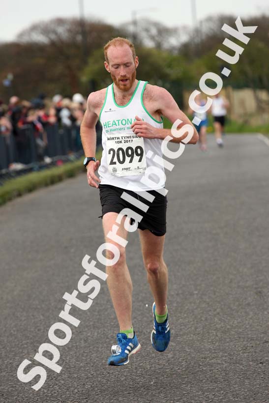 North Tyneside 10k Road Race, Whitley Bay. Photo: David T. Hewitson/Sports for All Pics